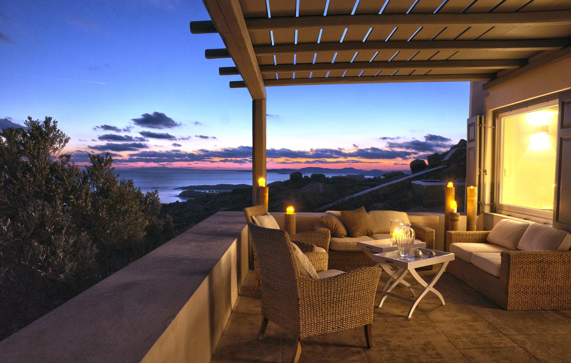 Grand Estate image 16