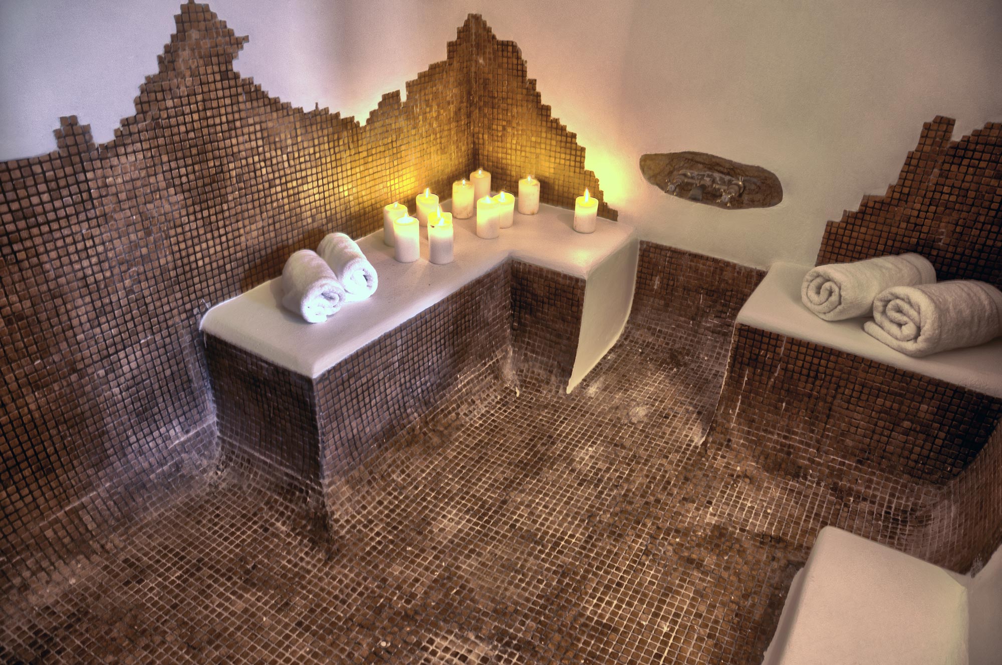 Grand Estate image 27