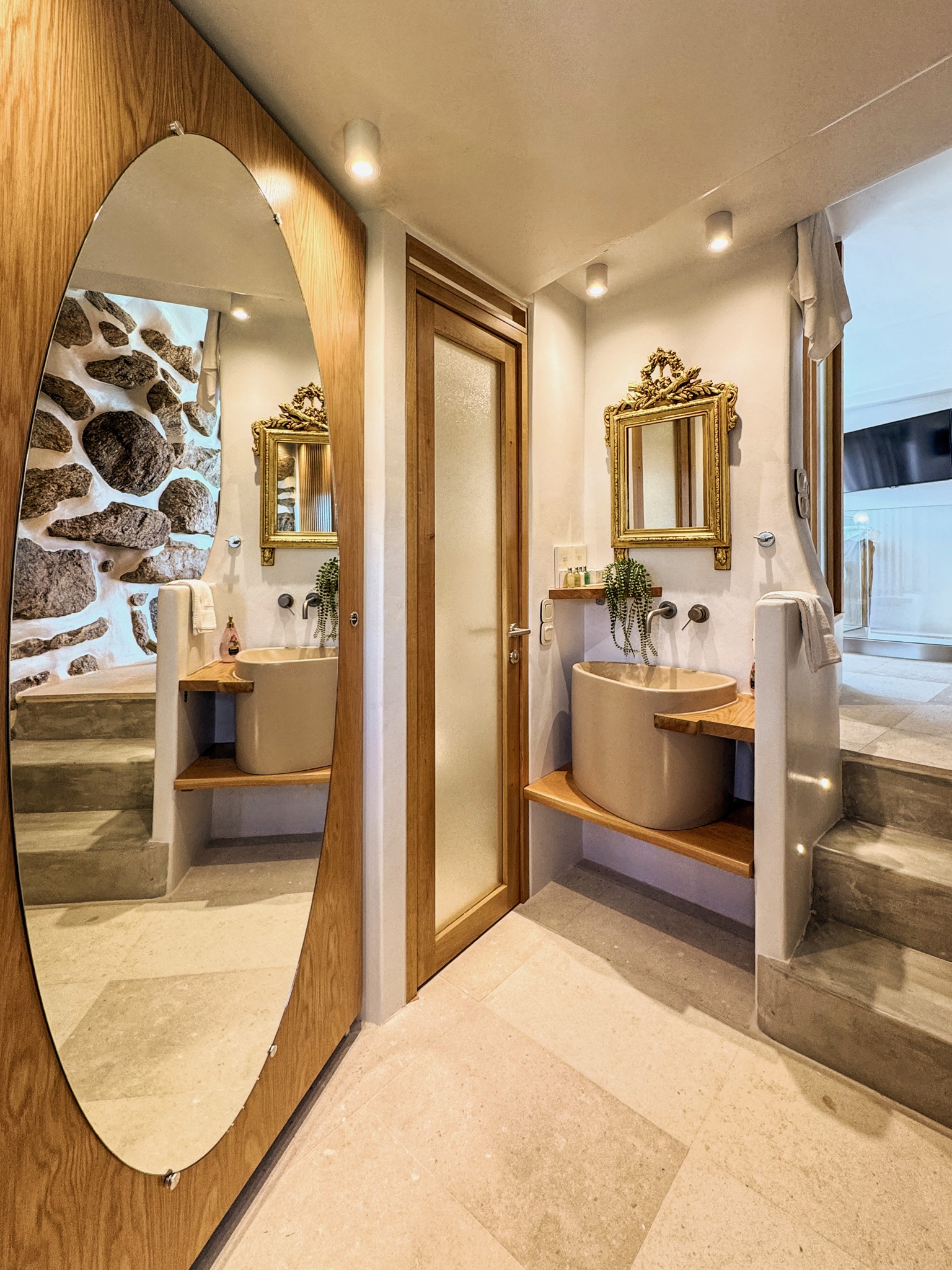 Hermes Estate image 70