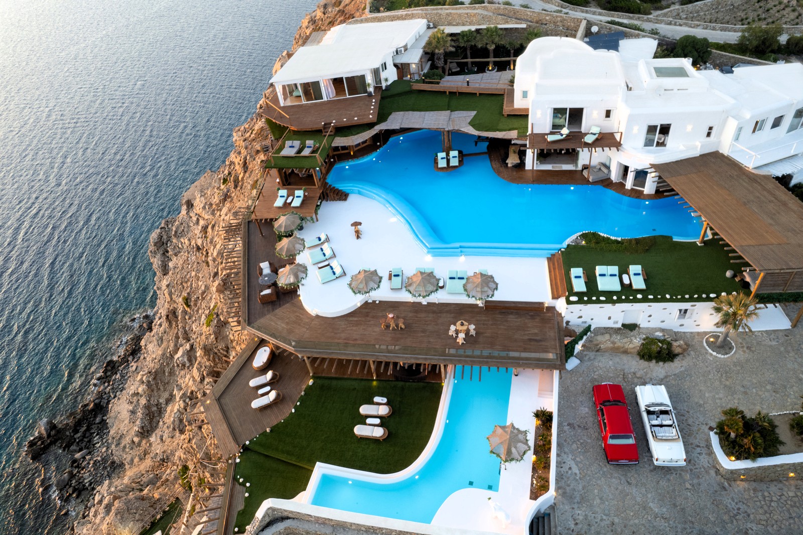 Helia Estate image 1