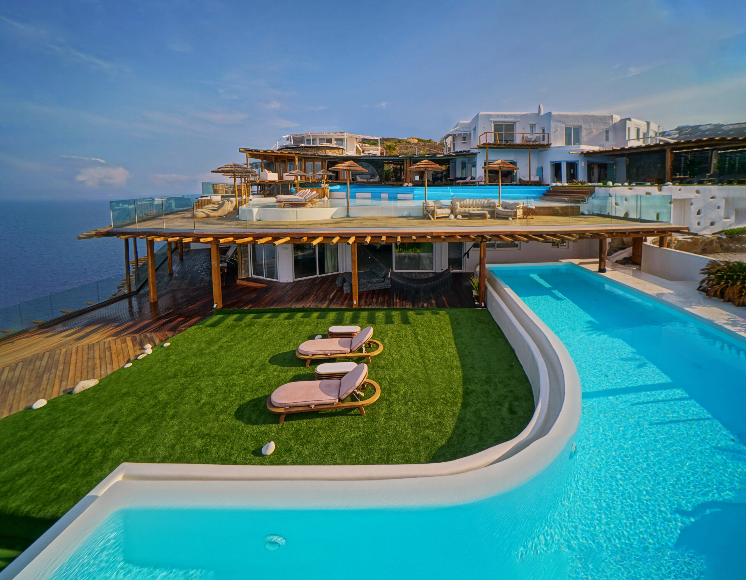 Helia Estate image 2