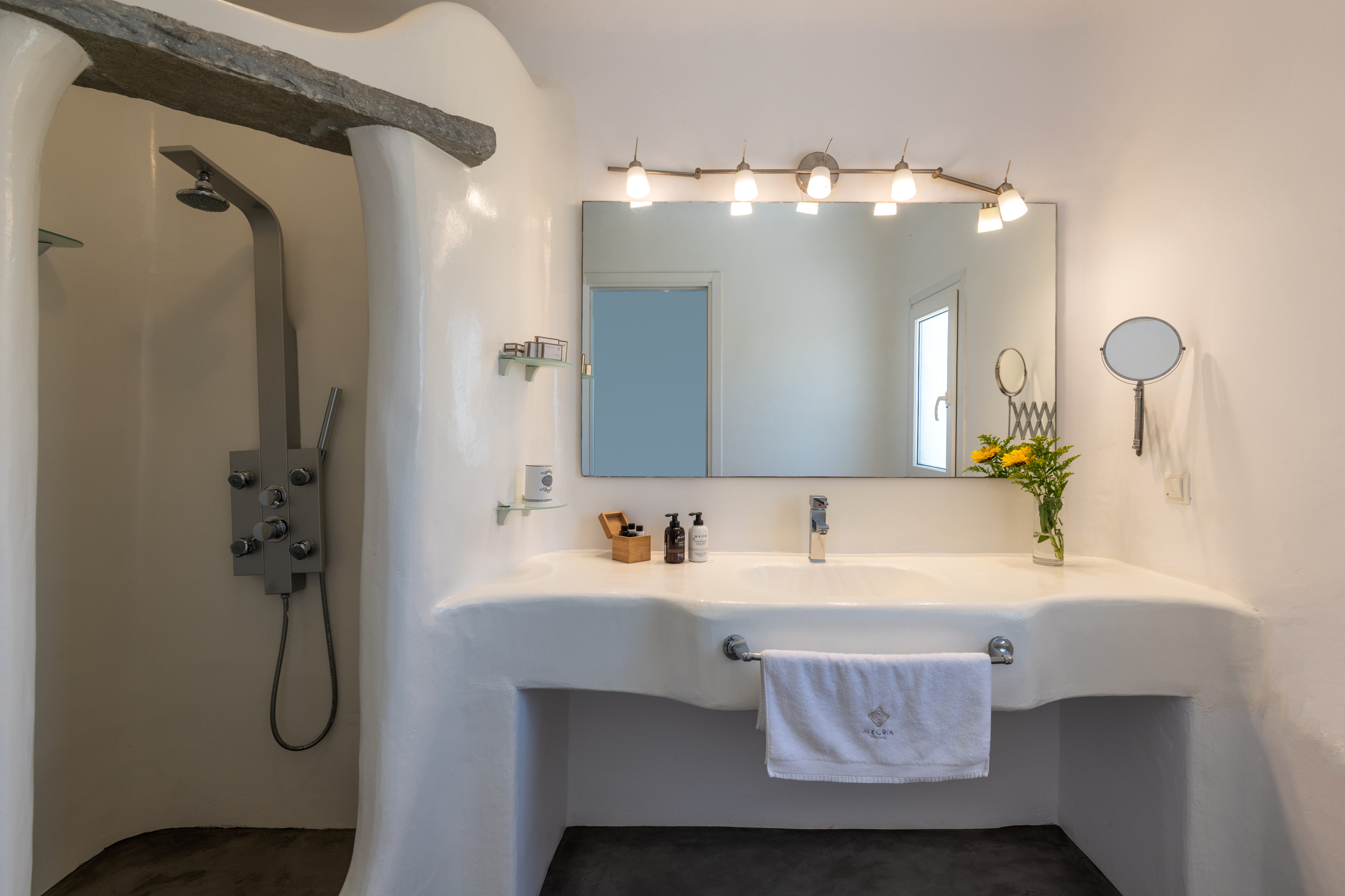 Hermes Estate image 63