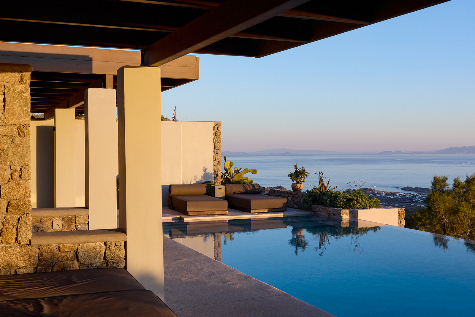 Simon Villas image 12