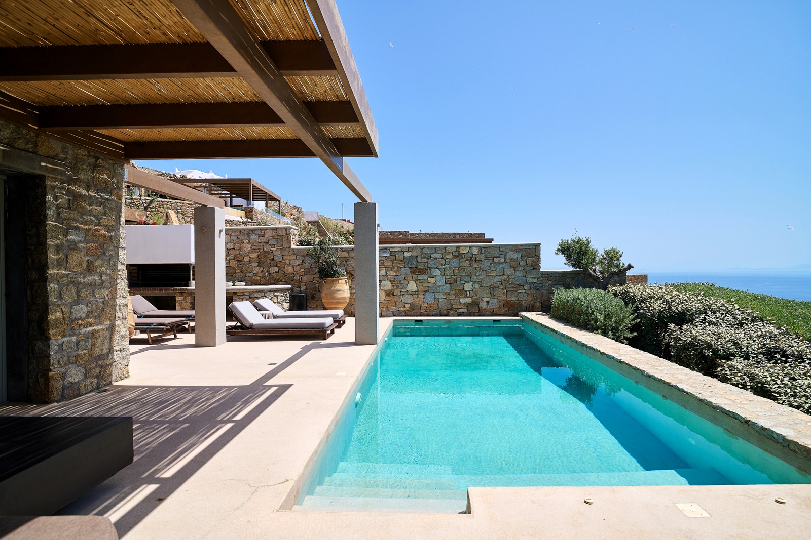 Simon Villas image 27