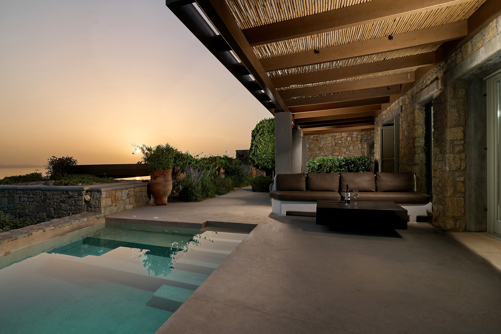 Simon Villas image 36