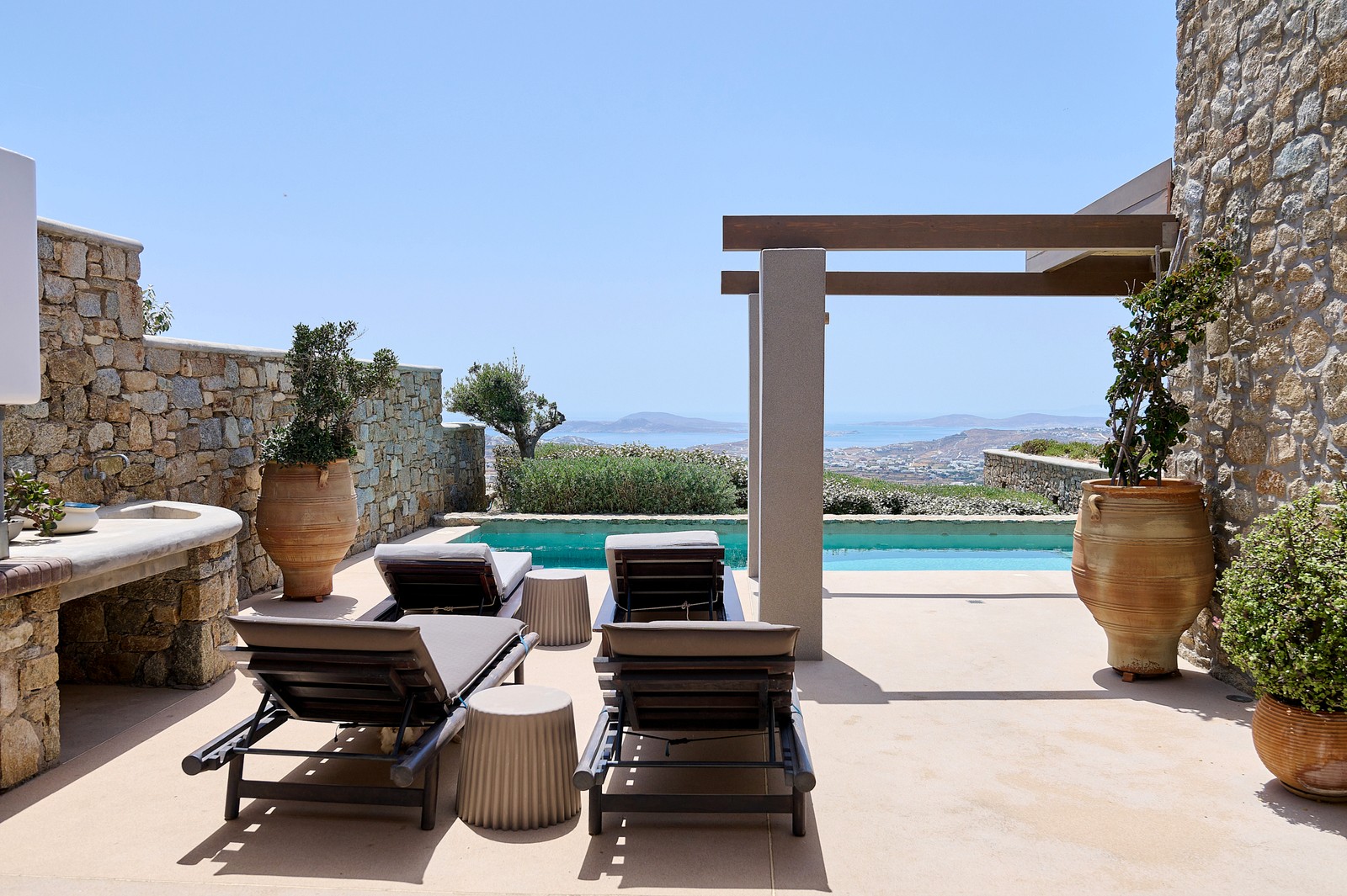 Simon Villas image 28