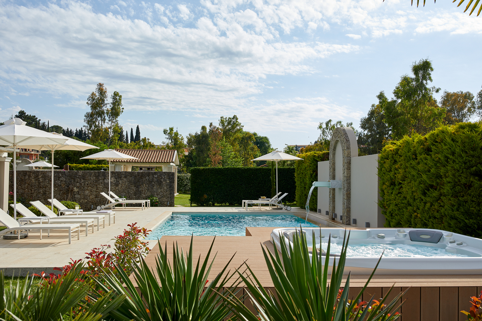 Aminta Estate image 44
