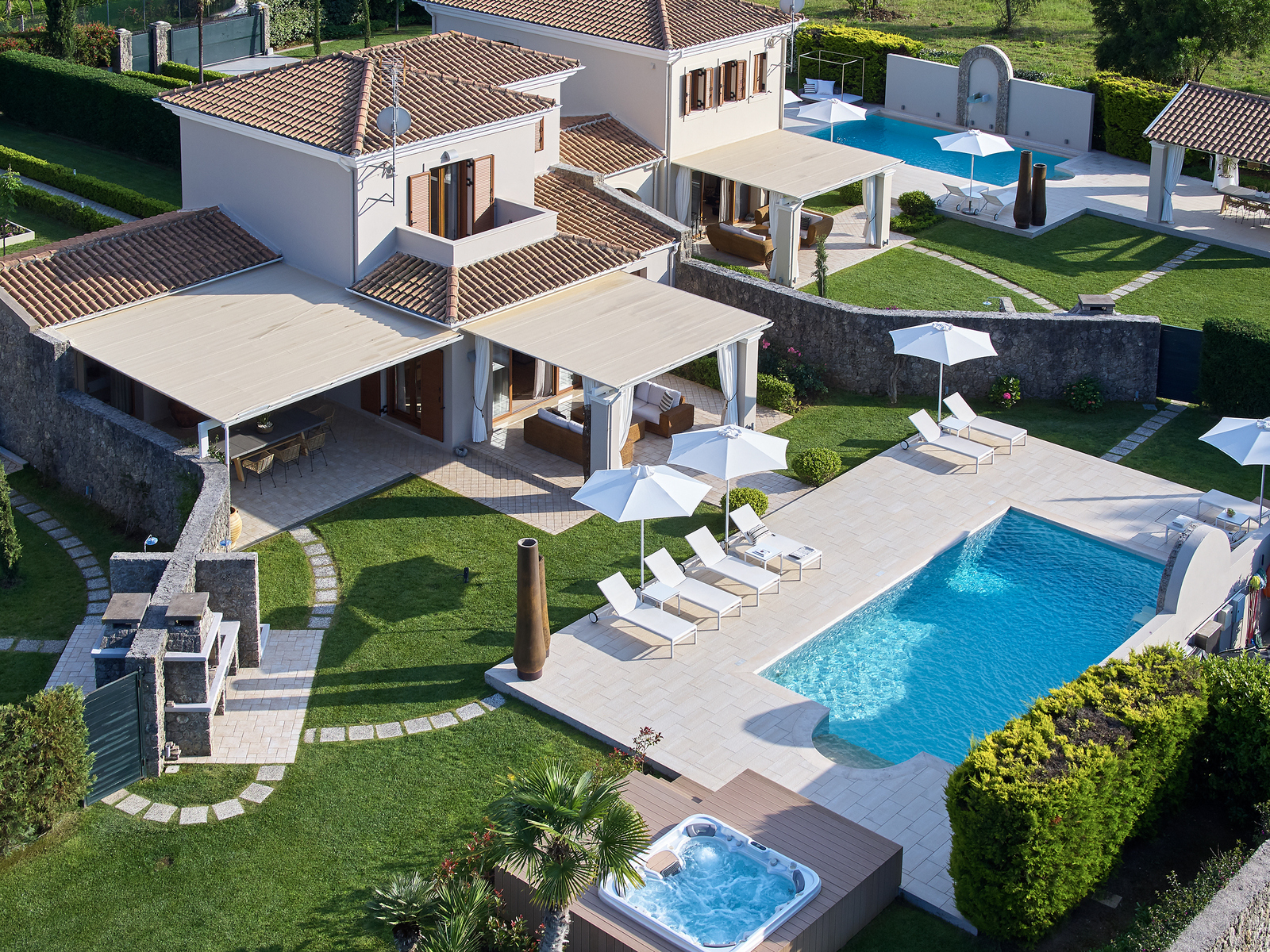 Aminta Estate image 42