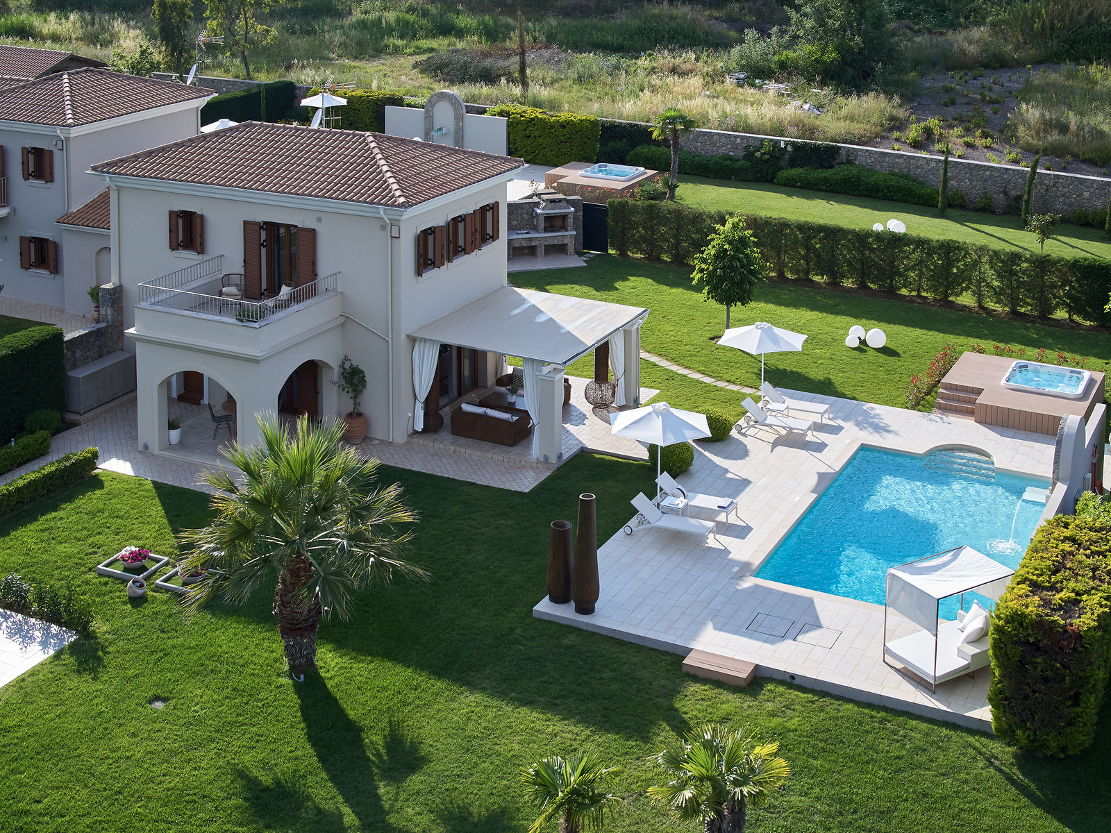 Aminta Estate image 26