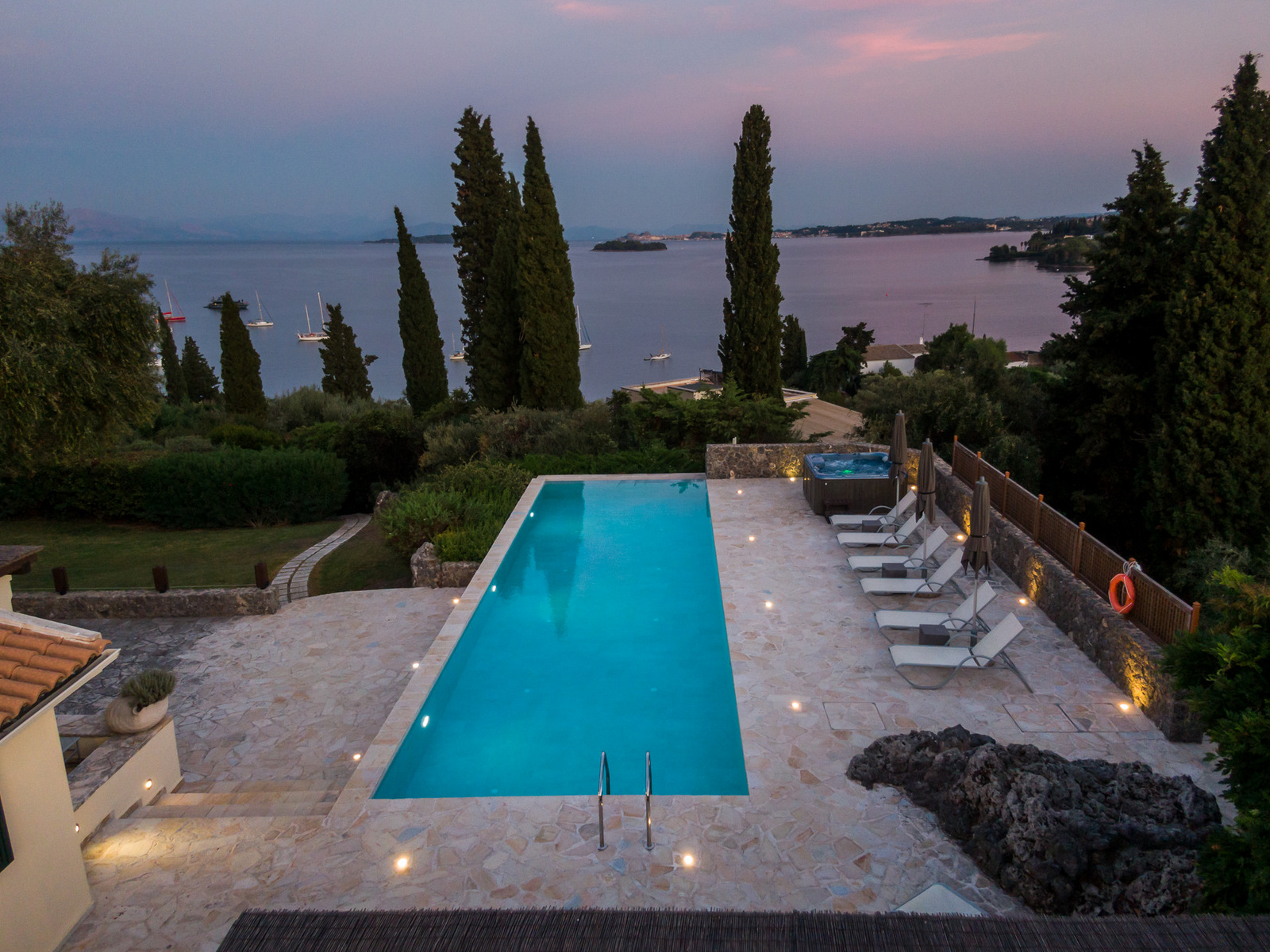 Villa Gloria image 9
