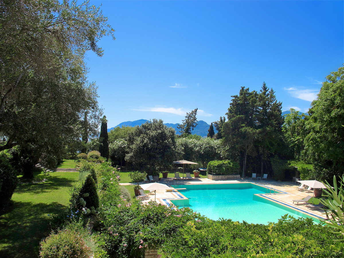 Romantica Estate image 7