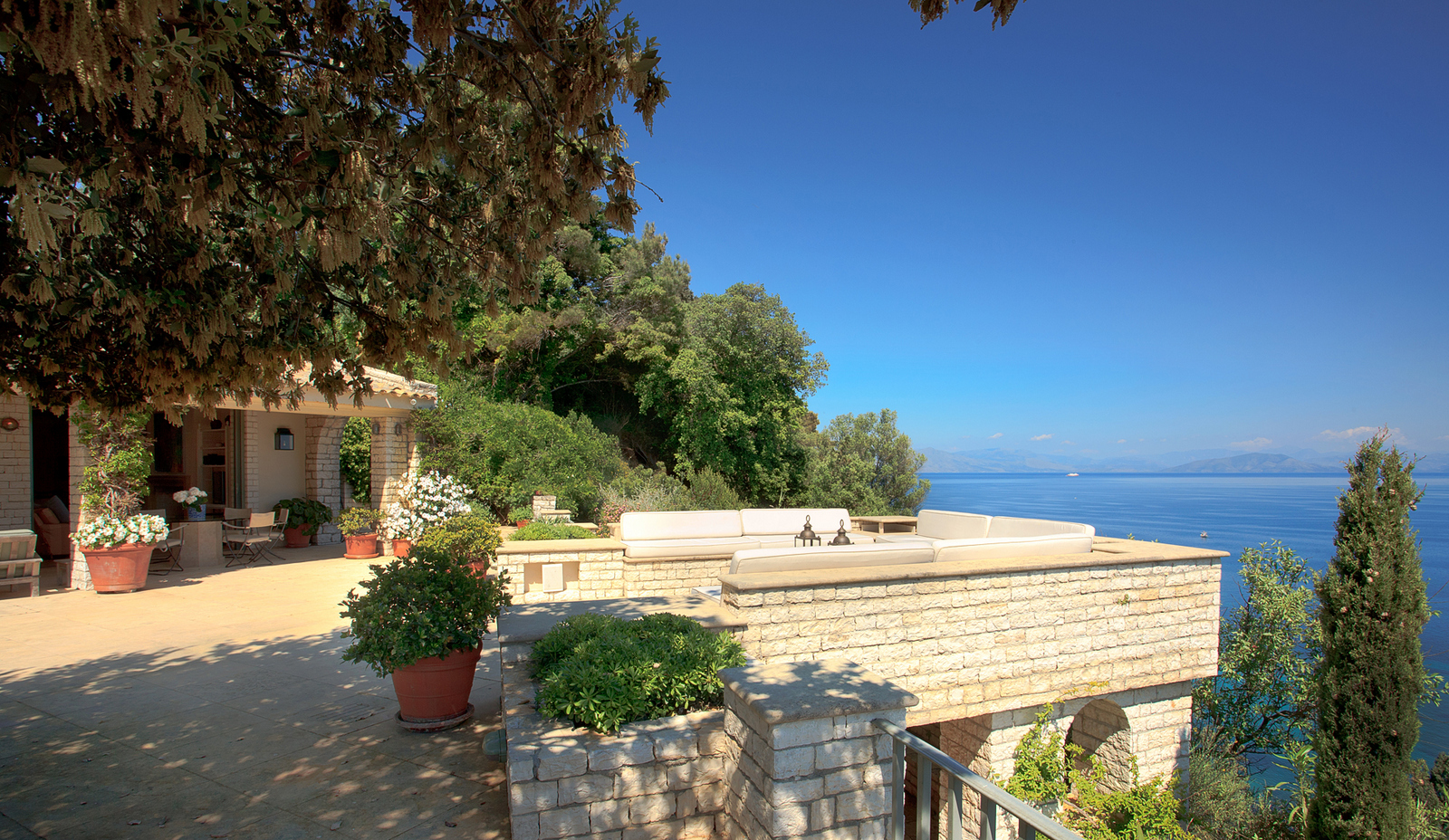 Romantica Estate image 26