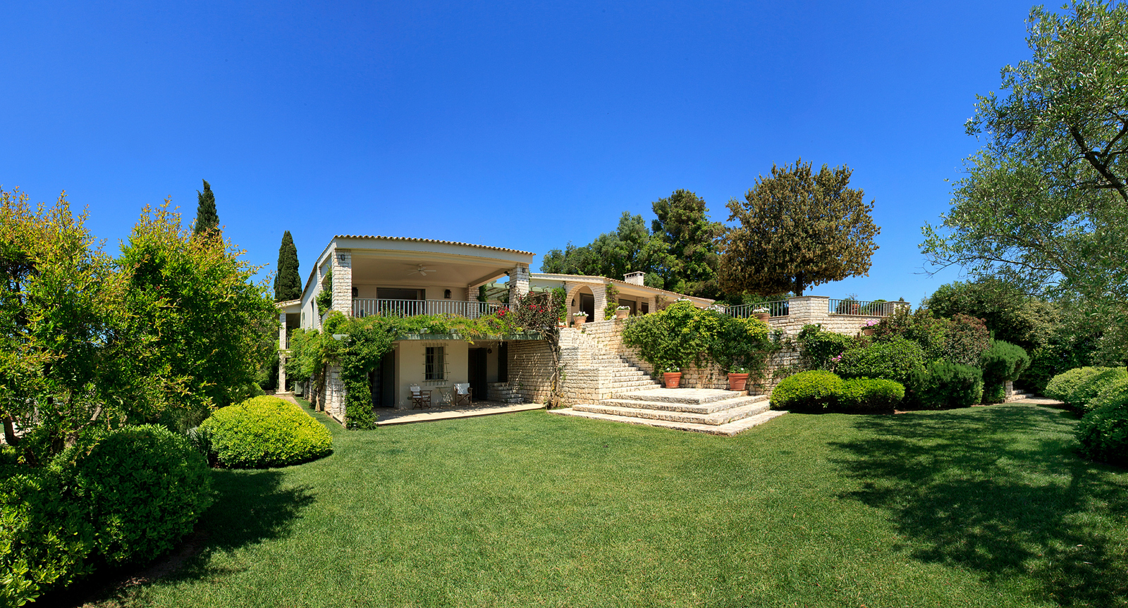 Romantica Estate image 35