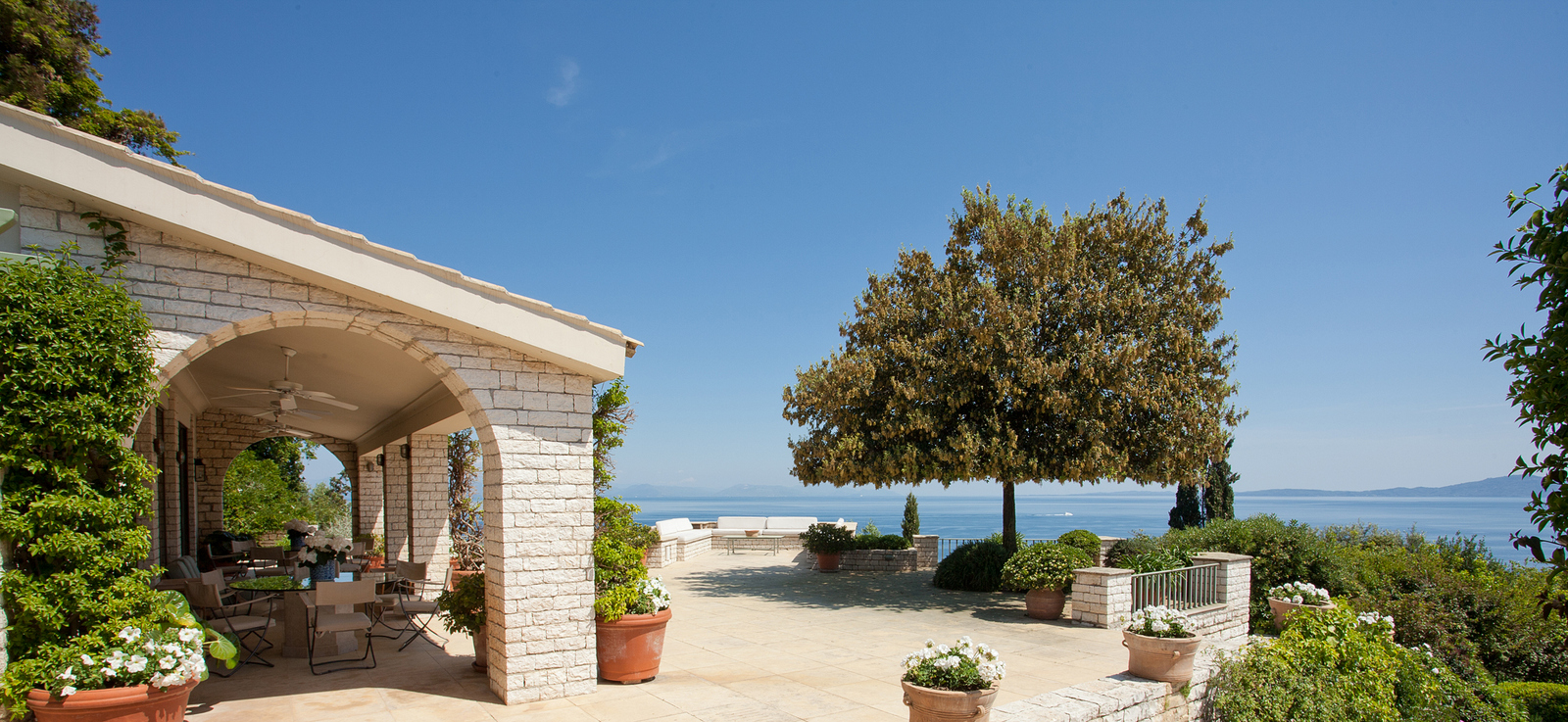 Romantica Estate image 37