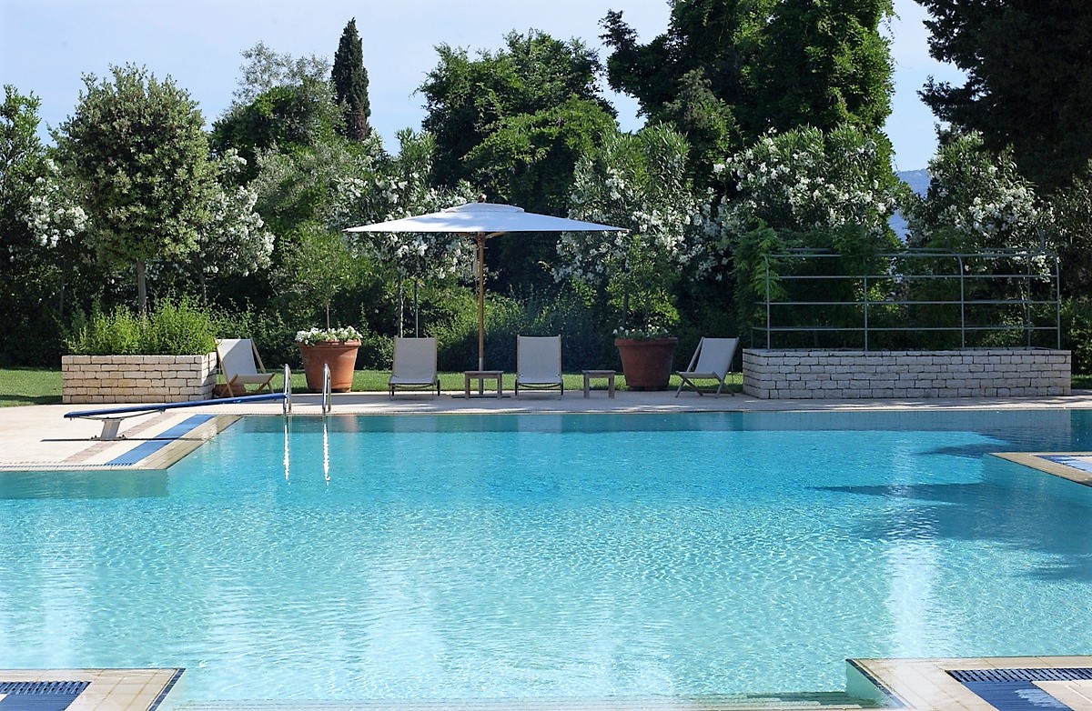 Romantica Estate image 9