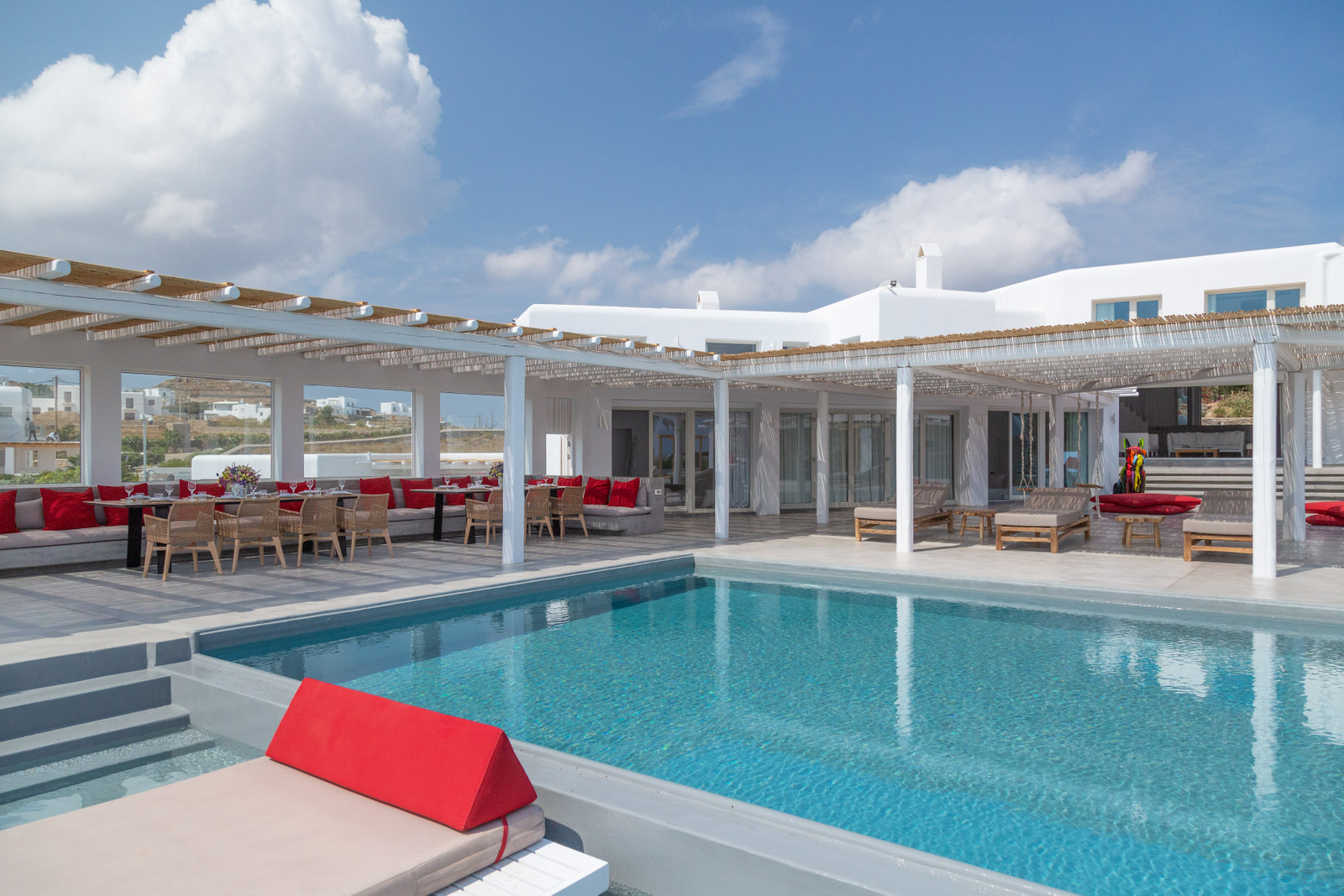 Icon Estate image 28