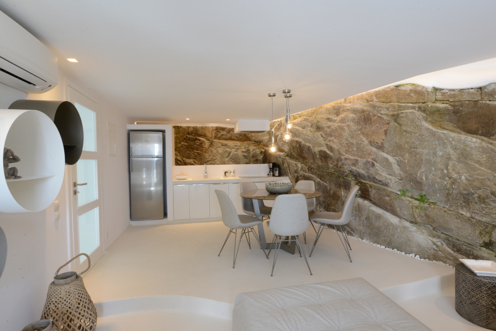 Meli Suites image 16