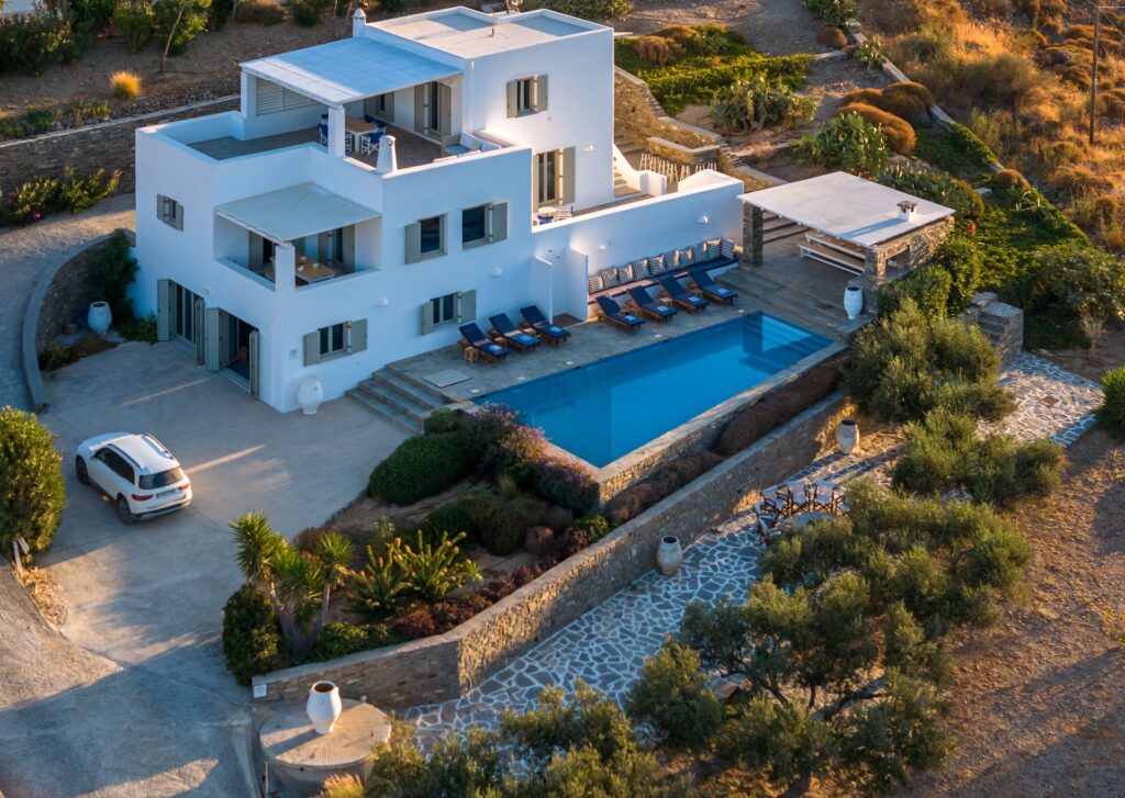 Villa Peacock