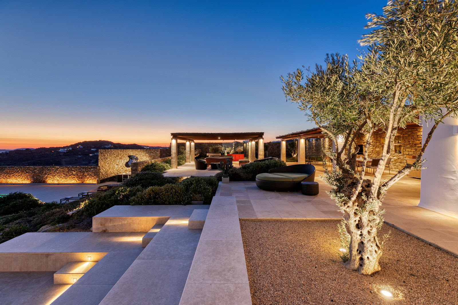 Colonial Estate II image 16