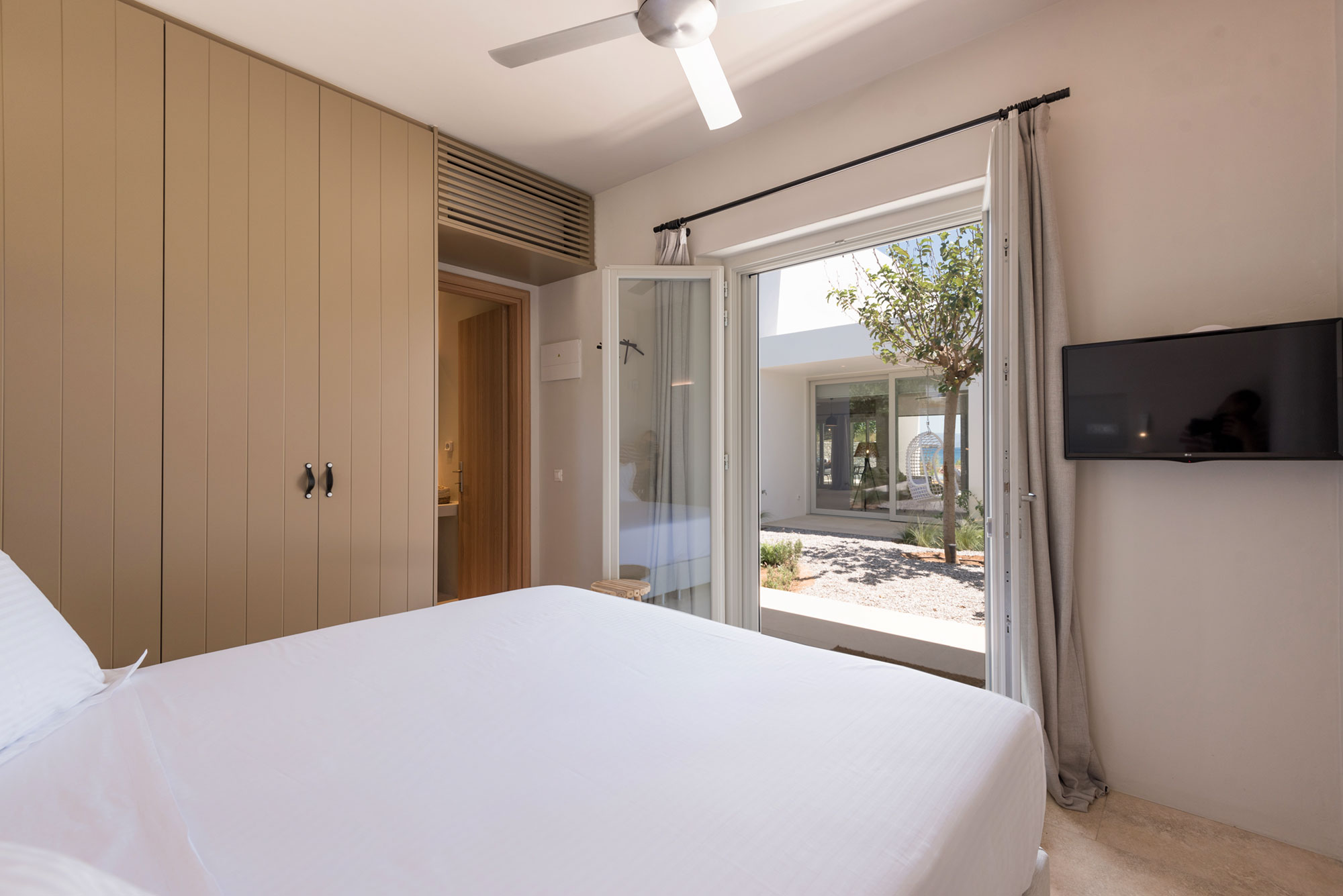 De La Sol Villas image 83