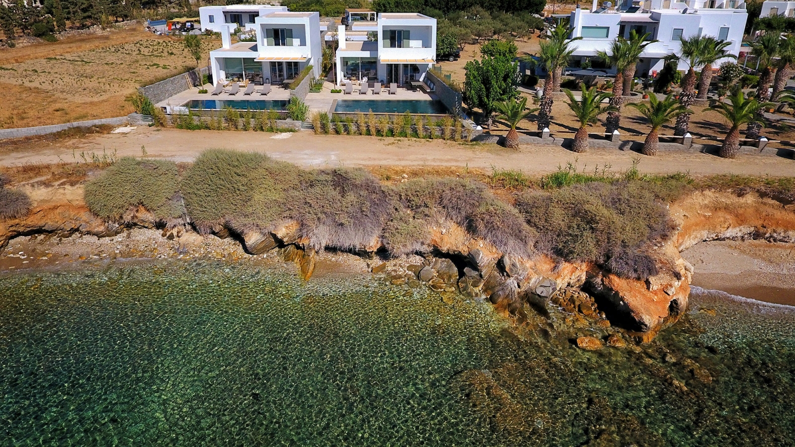 De La Sol Villas image 2