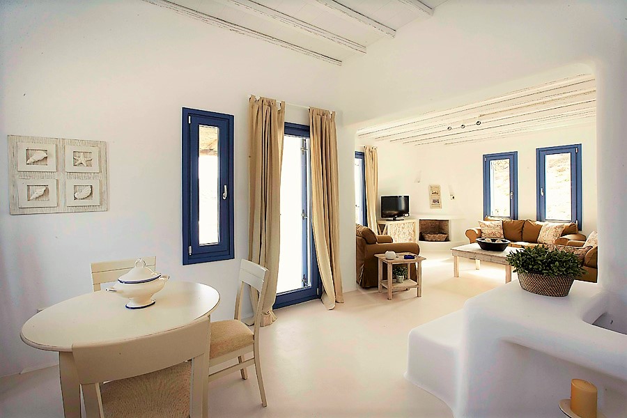 Villa Art image 9