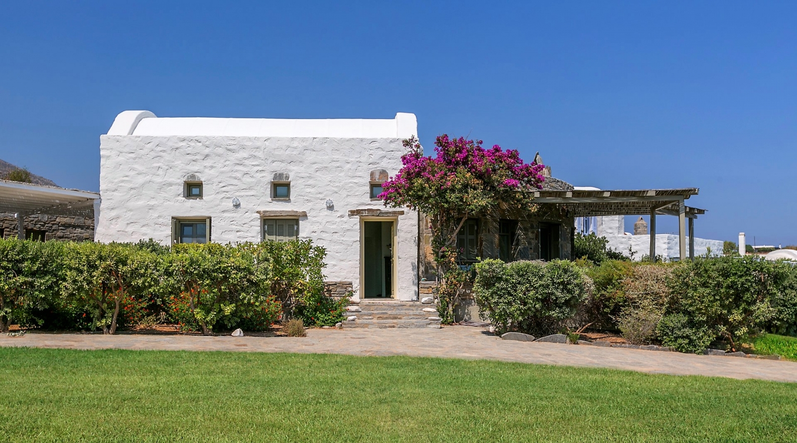Aqua di Paros image 10