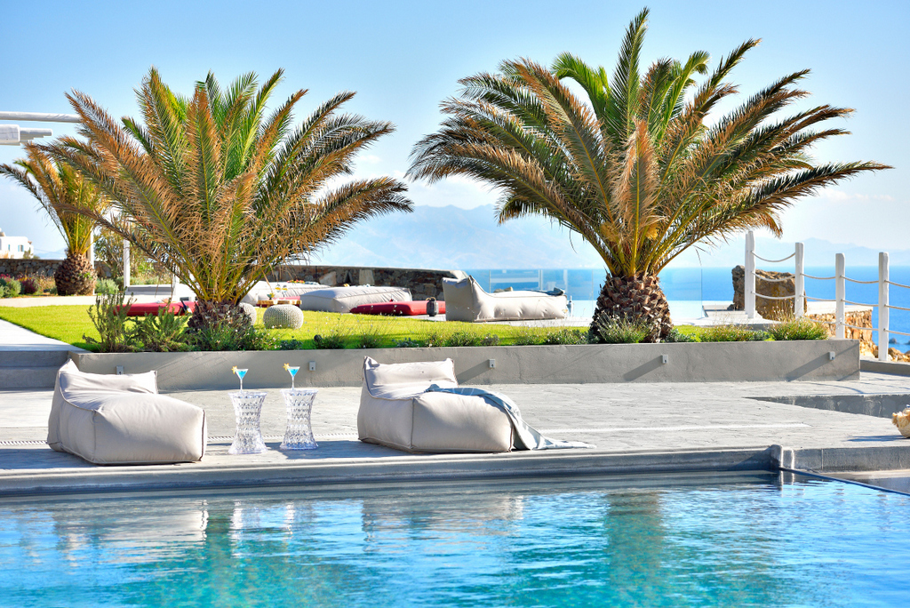 Icon Estate image 33