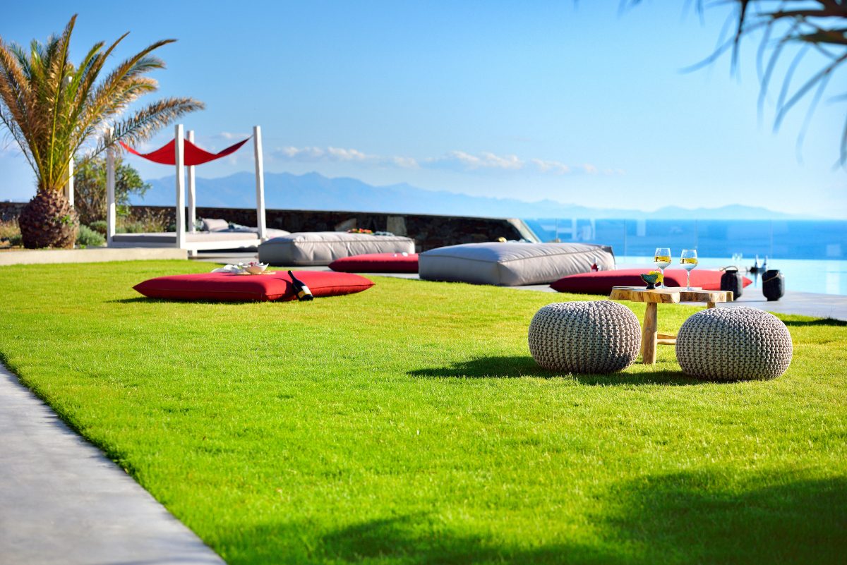 Icon Estate image 31