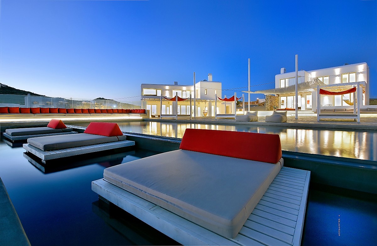 Icon Estate image 7