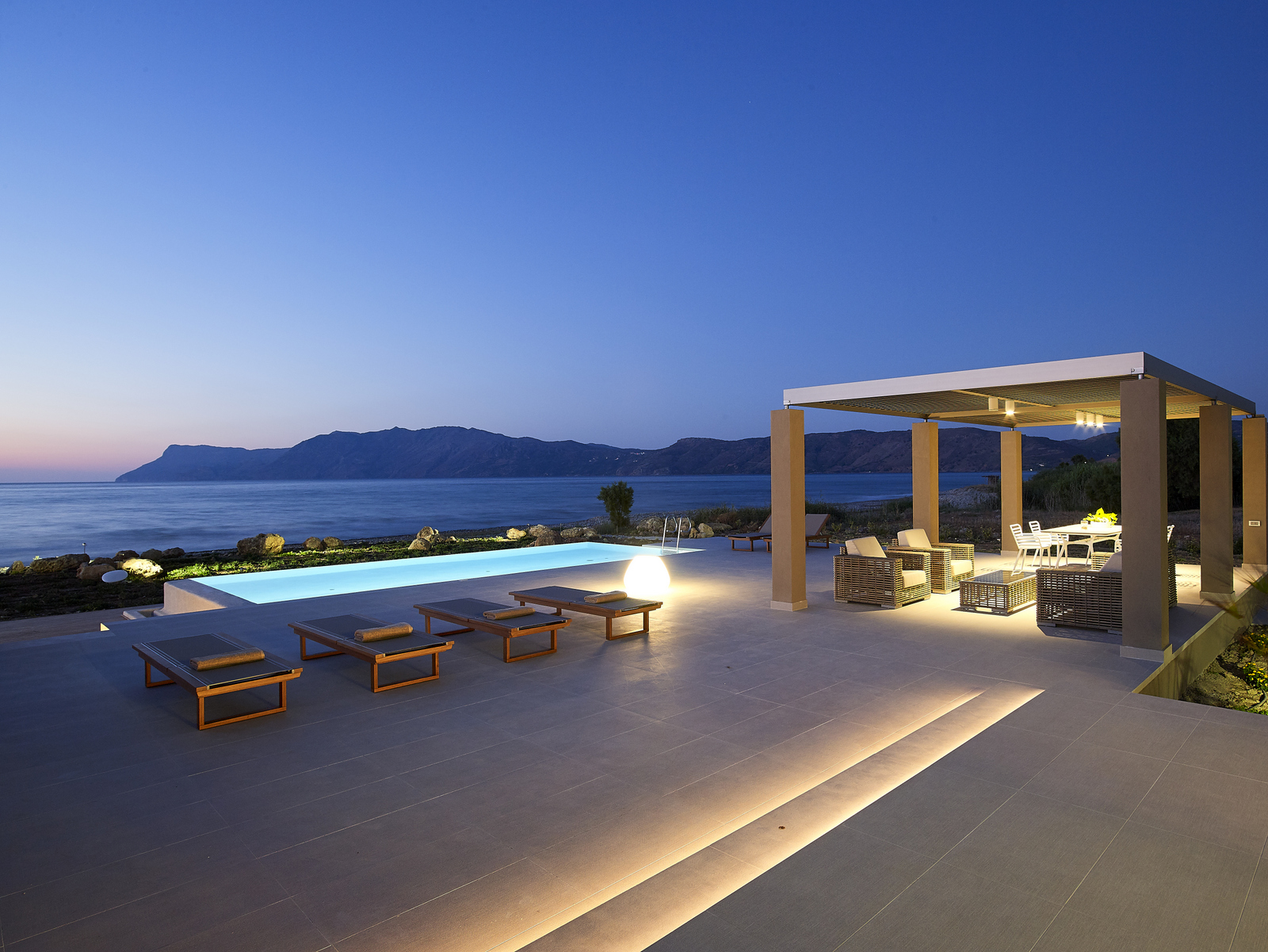 Dorian Beach Front Villas image 37