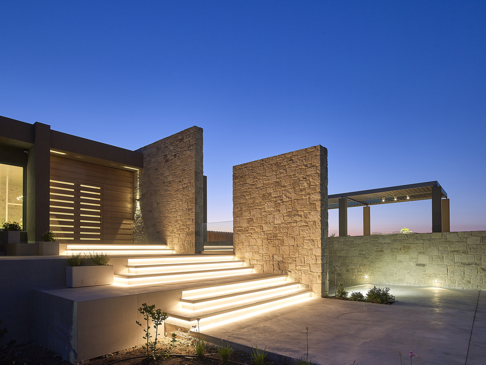 Dorian Beach Front Villas image 38