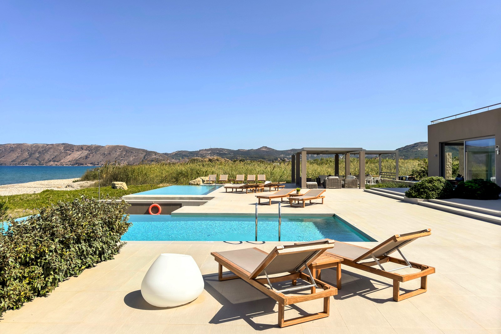 Dorian Beach Front Villas image 15