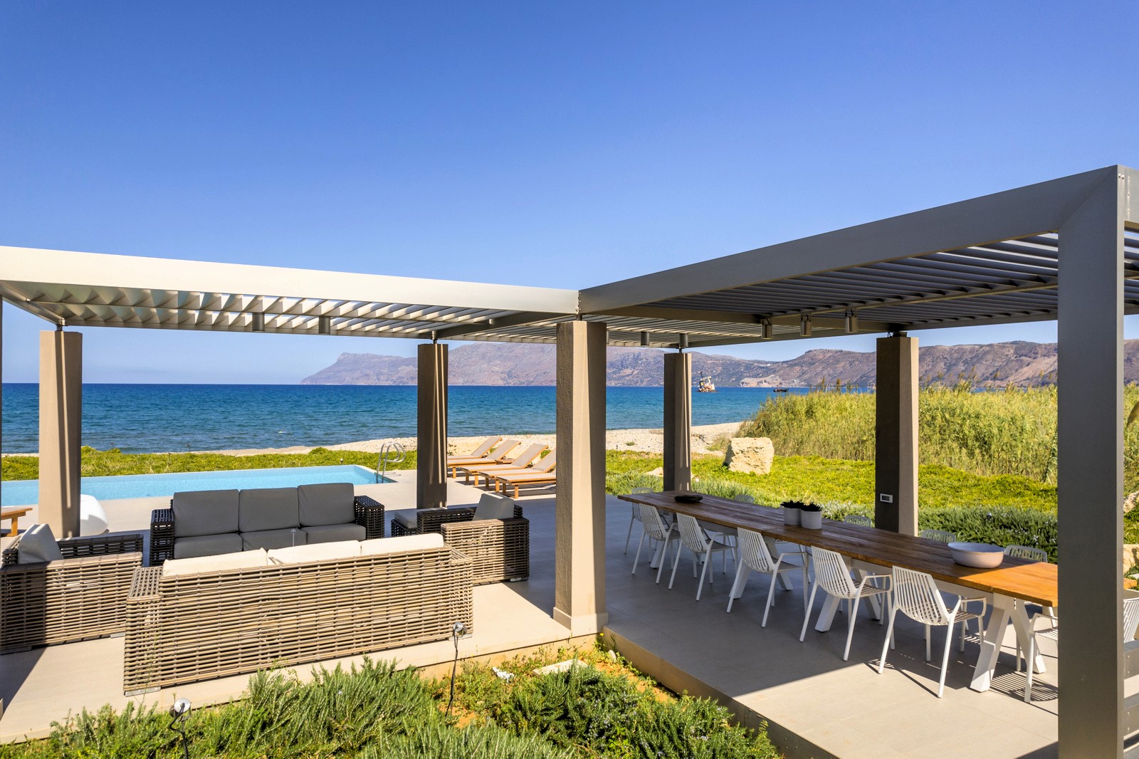 Dorian Beach Front Villas image 25