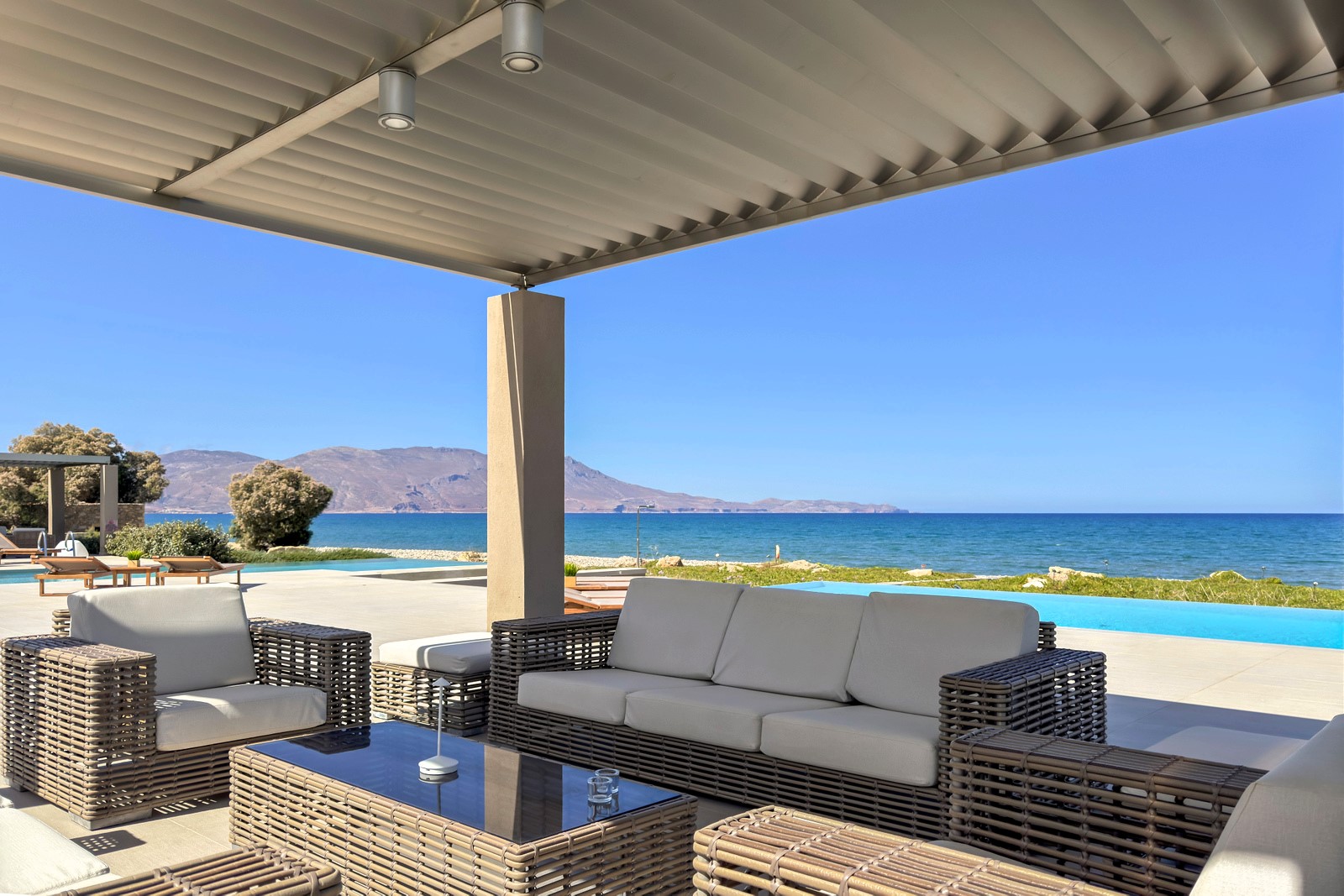 Dorian Beach Front Villas image 21