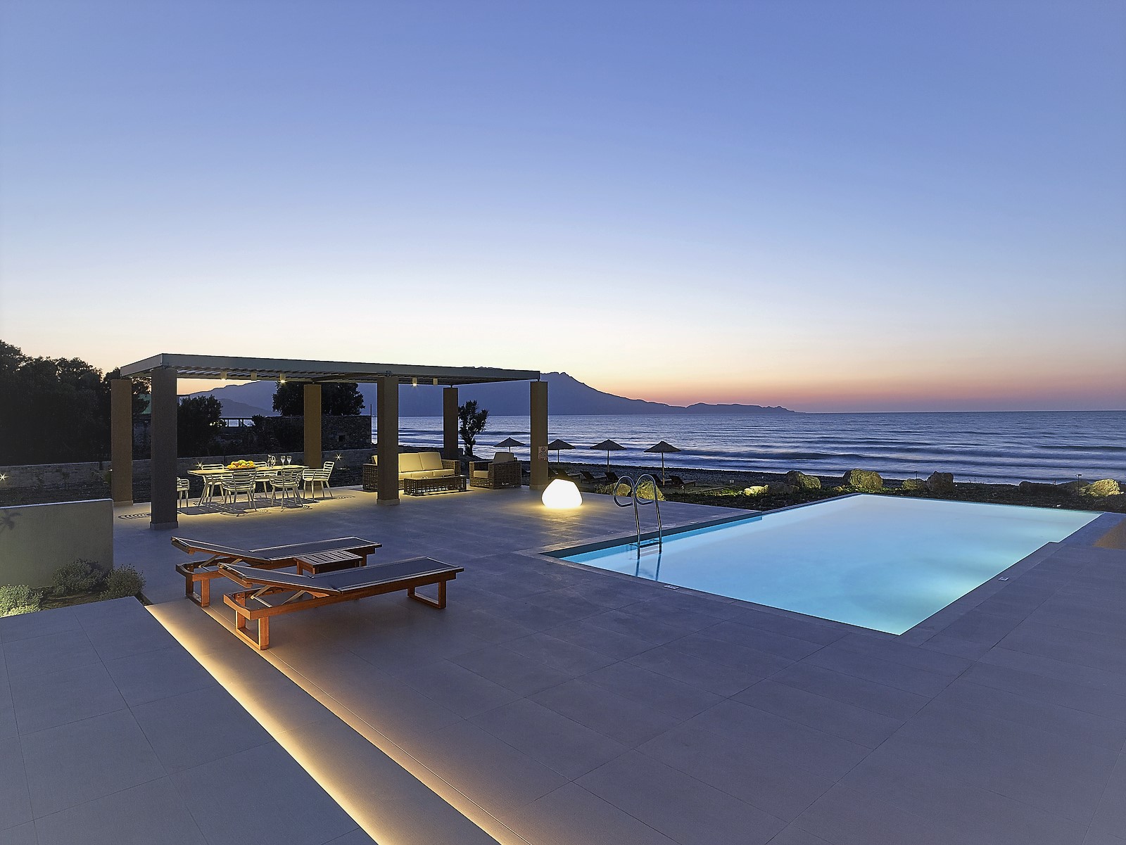 Dorian Beach Front Villas image 31