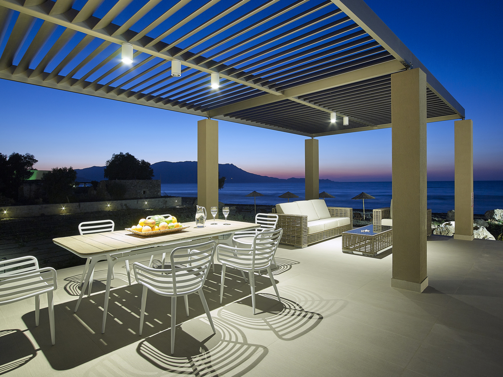 La Perla Beach Front Villa image 14