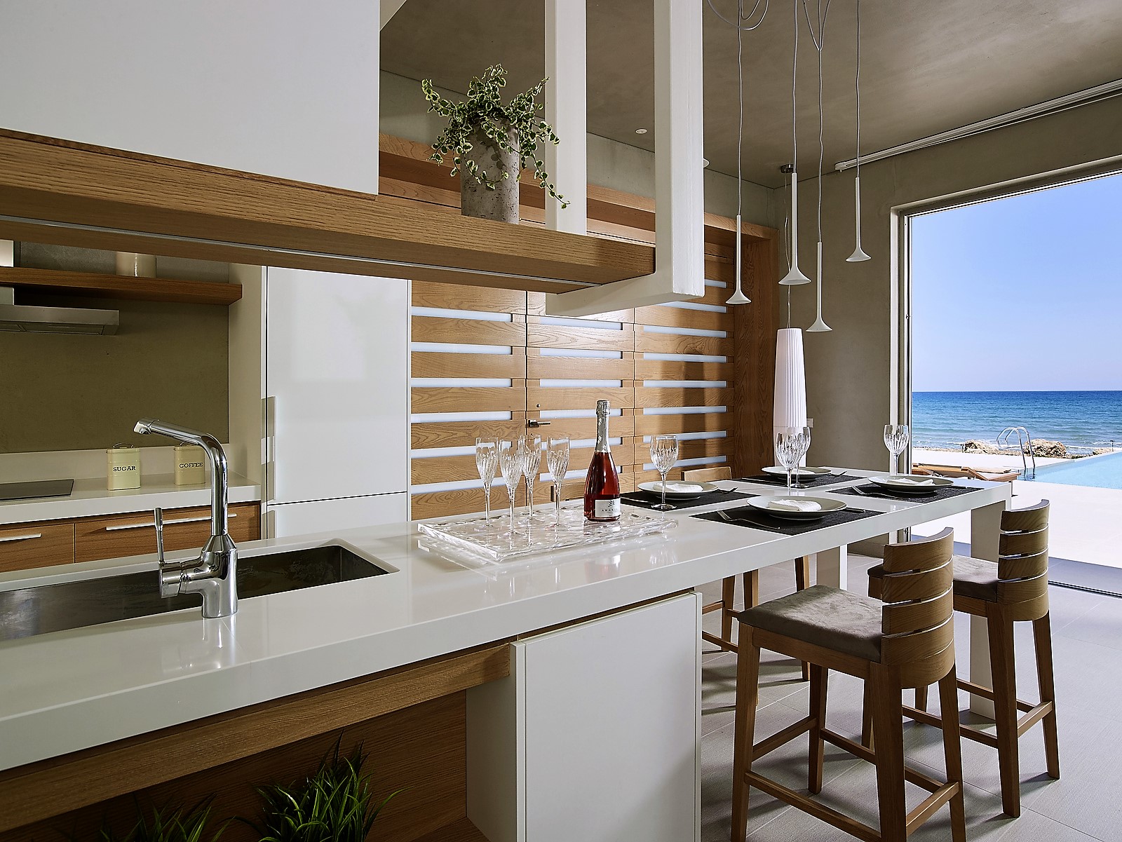 La Perla Beach Front Villa image 19