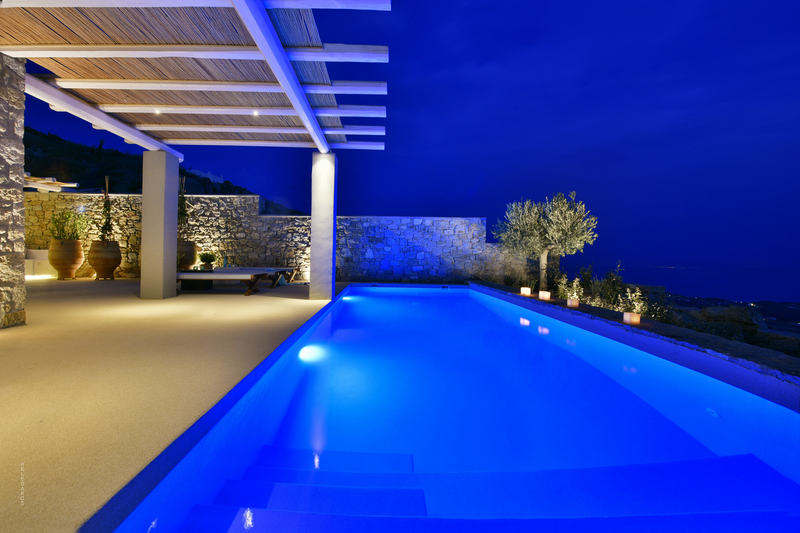 Simon Villas image 38