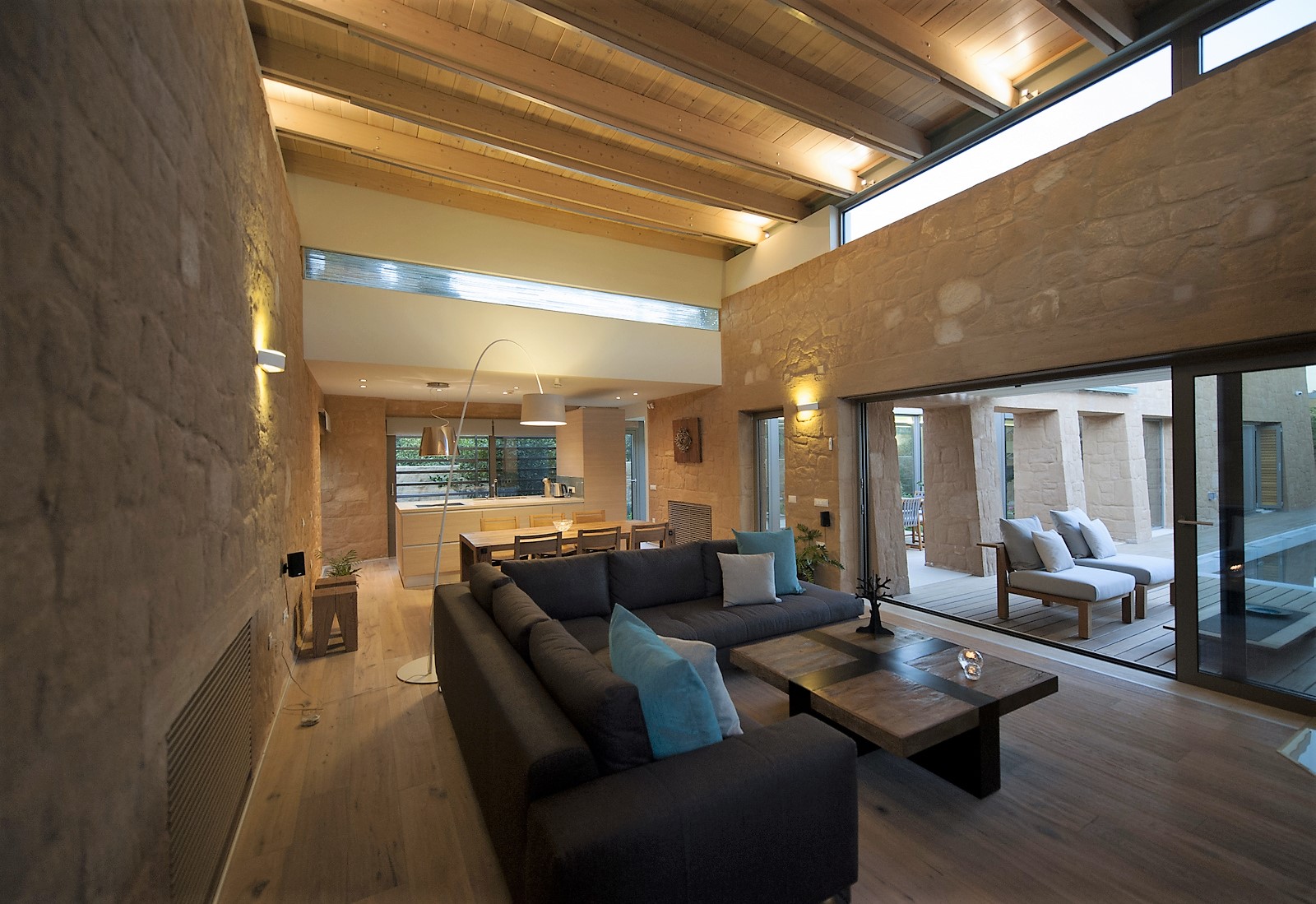 Lucasta Villas image 30
