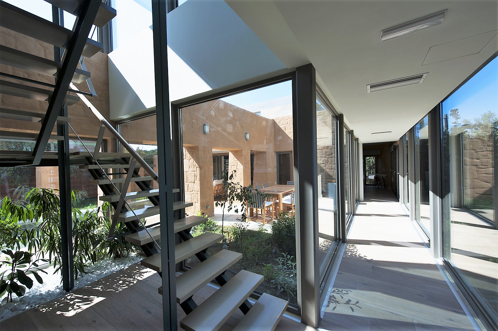 Lucasta Villas image 29