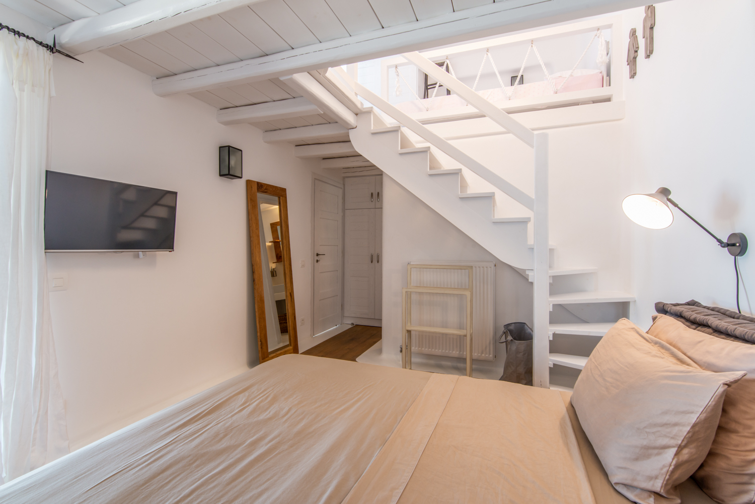 Villa Romance image 27