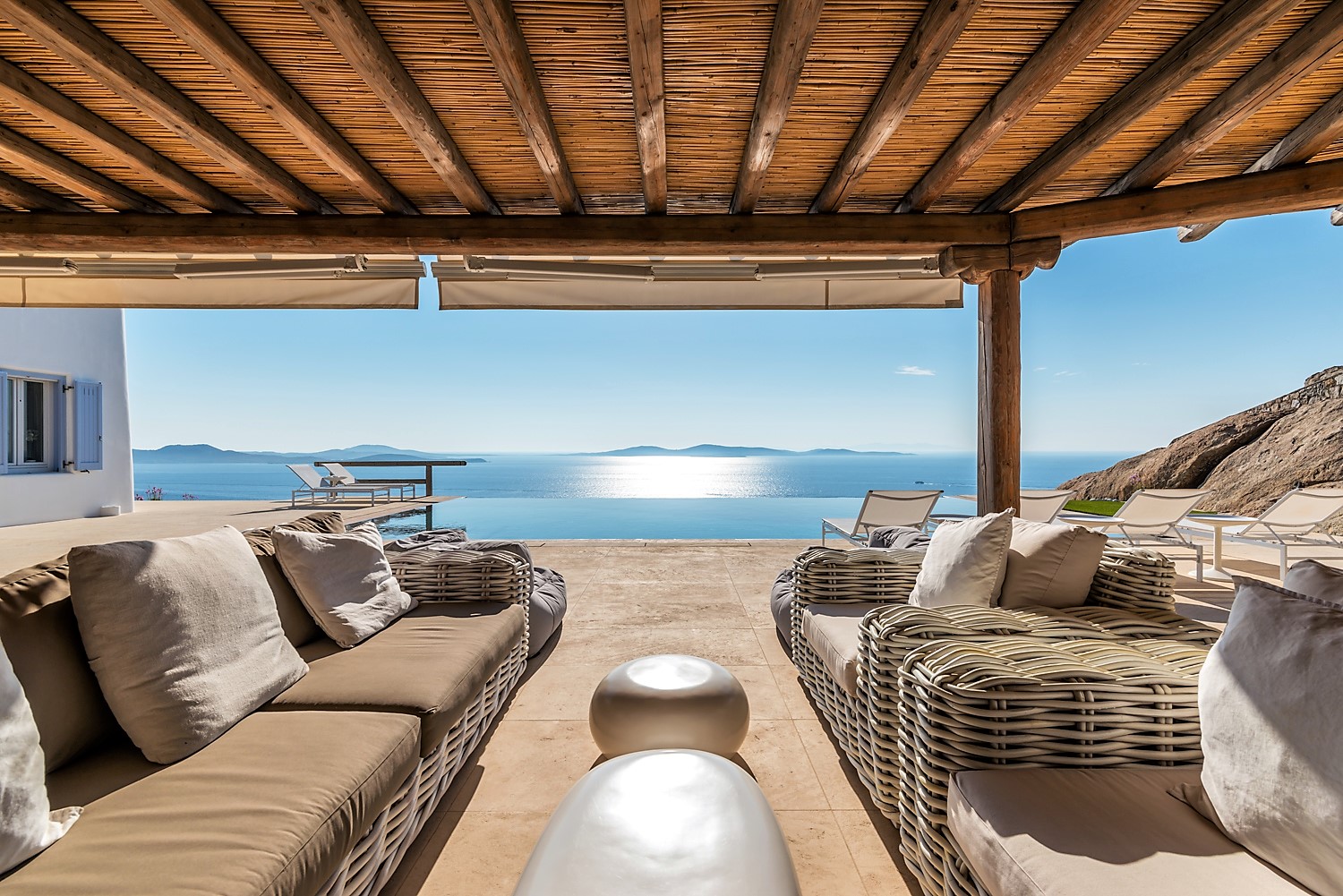 Villa Romance image 17