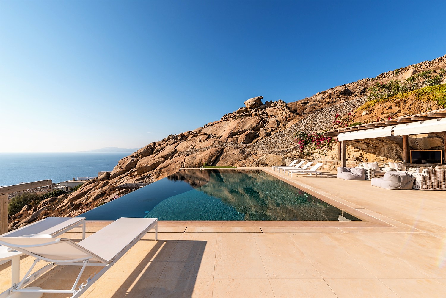 Villa Romance image 12