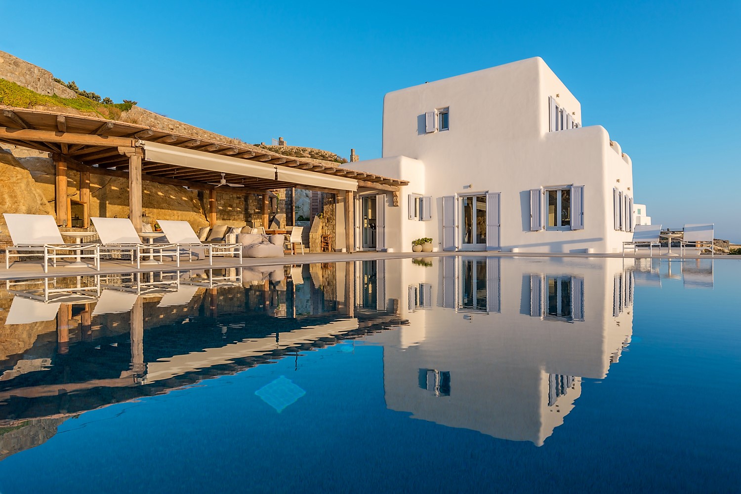 Villa Romance image 13