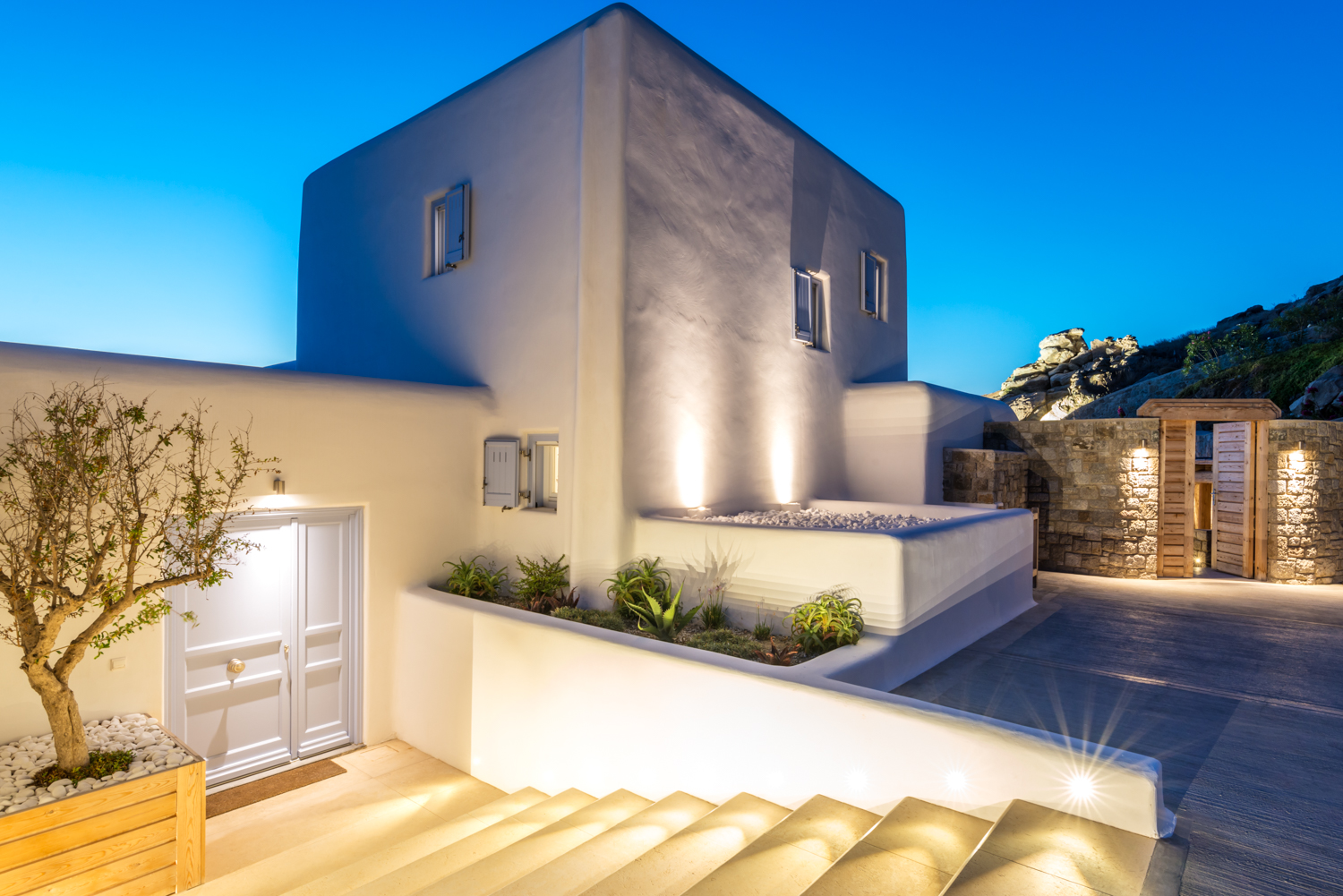 Villa Romance image 5