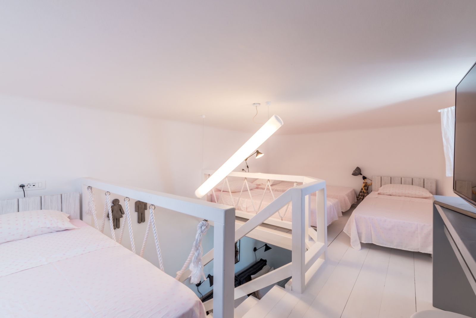 Villa Romance image 32