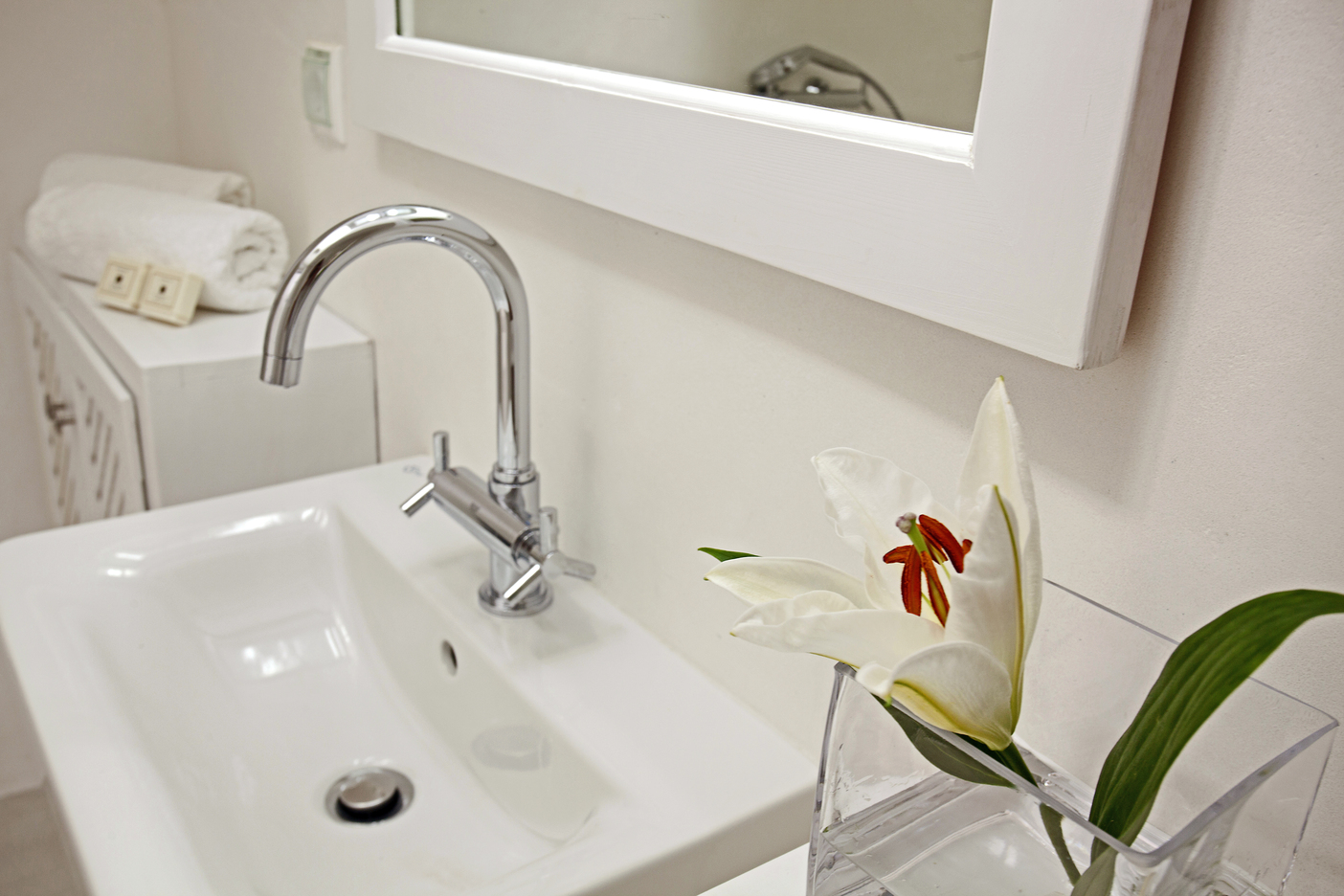 Oia Luxury Living image 30