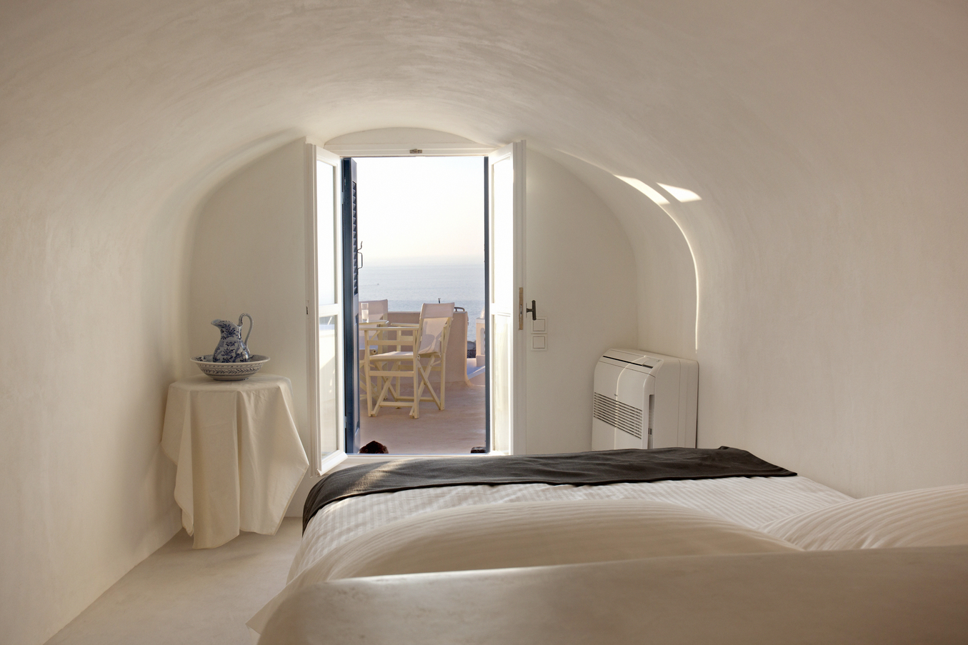 Oia Luxury Living image 24