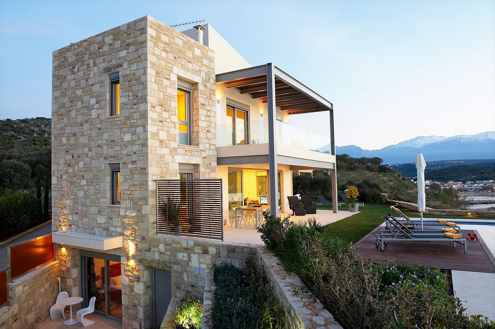 Villa Almyra image 1